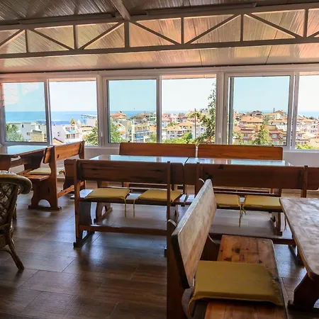 Gasthuis Dom Mladenovi Sozopol